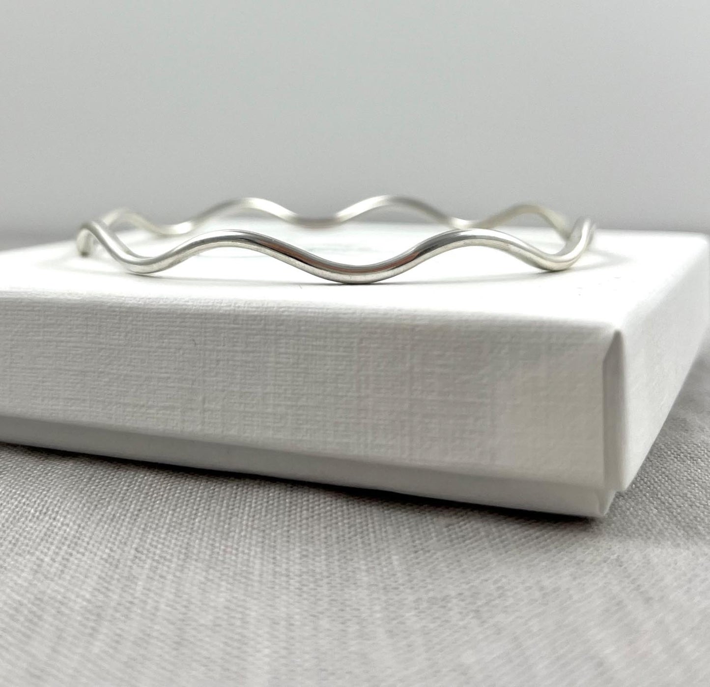 Soft Wave Bangle