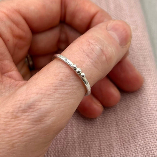 pebble-dot-ring2 - Kathryn Jane Jewellery